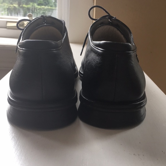 Pre-owned and loved Bruno Magli Sz 10.5.